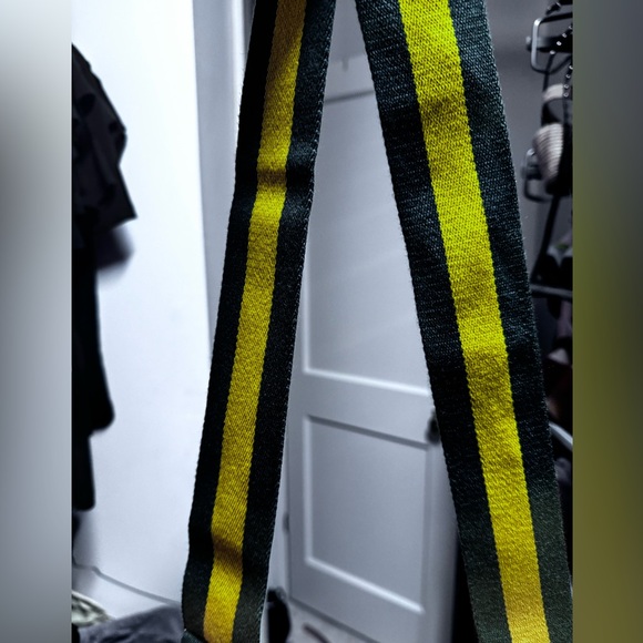 Gucci Geometric GG Supreme Canvas Jackie 1961 Small Studded Shoulder Bag - Picture 14 of 16